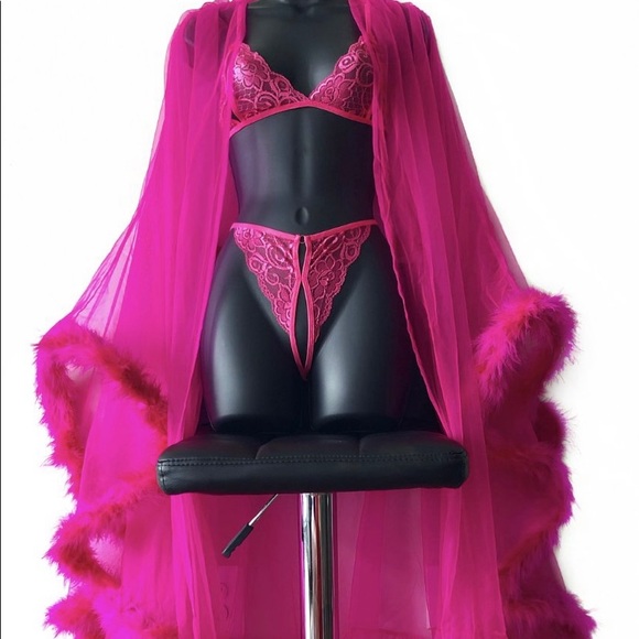 Hot pink fur lace robe